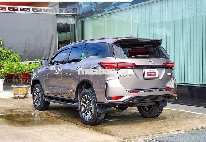 Fortuner Legender 2.4L 2022 960 THƯƠNG LƯỢNG