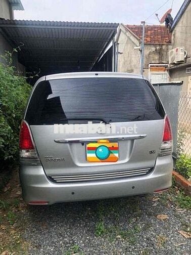 Toyota Innova 2009 V - 140000 km