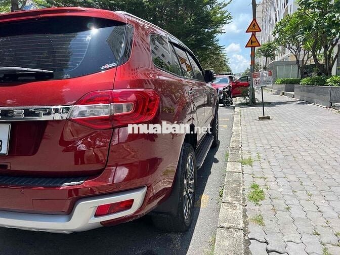 Ford Everest 2021 Titanium 2.0L AT 4x2 - 21000 km