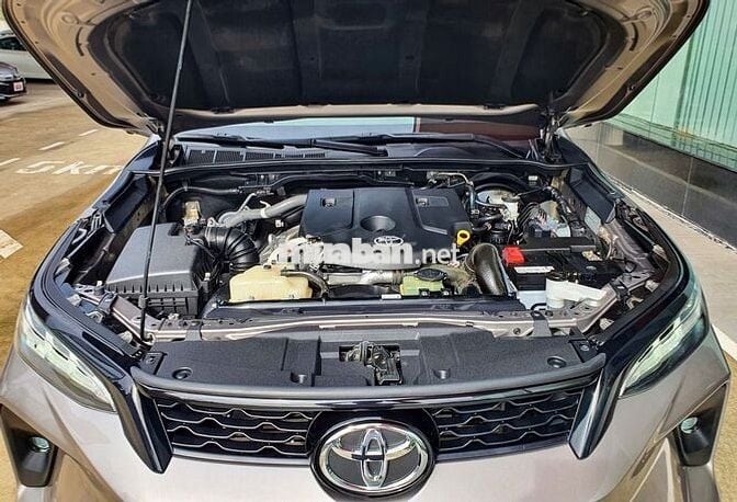Fortuner Legender 2.4L 2022 960 THƯƠNG LƯỢNG