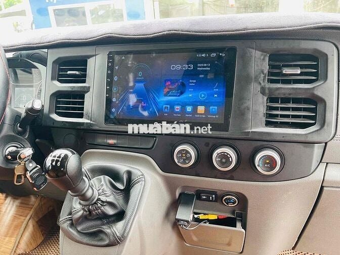 Ford Transit 2023 - Xe Chất Lên Nhiều Phụ Kiện