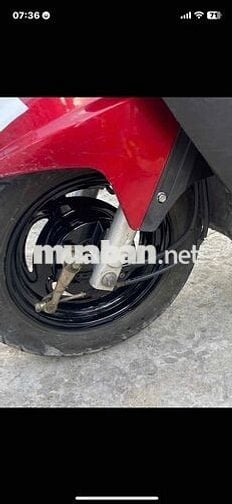 nhà dữ xe bán bớt