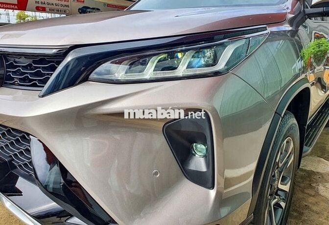 Fortuner Legender 2.4L 2022 960 THƯƠNG LƯỢNG