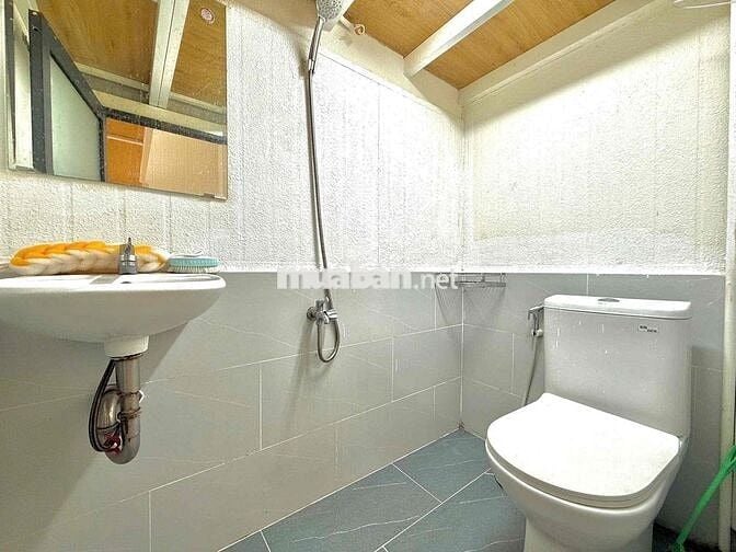 CHO THUÊ DUPLEX GÁC CAO CỬA SỔ TRỜI ĐÓN NẮNG
