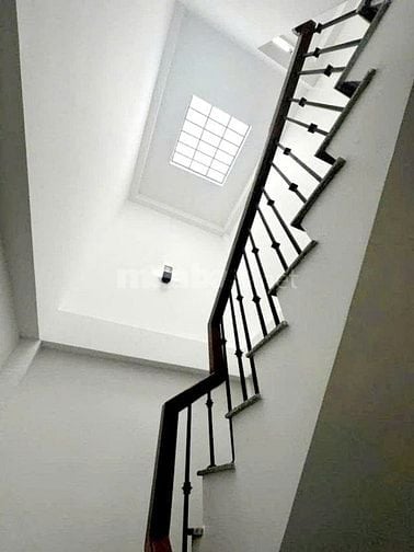 Bán Nhà Kim Mã 6 tỷ Mặt Tiền 5m Ngõ Nông Gần Phố 5T x 35m², KD Đỉnh
