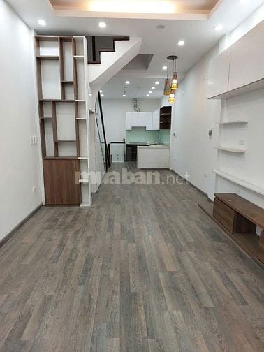Cho thuê nhà phân lô KĐT Đầm Trấu, Hai Bà Trưng 50m x 5 tầng thông sàn