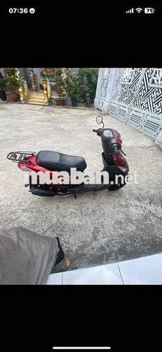 nhà dữ xe bán bớt