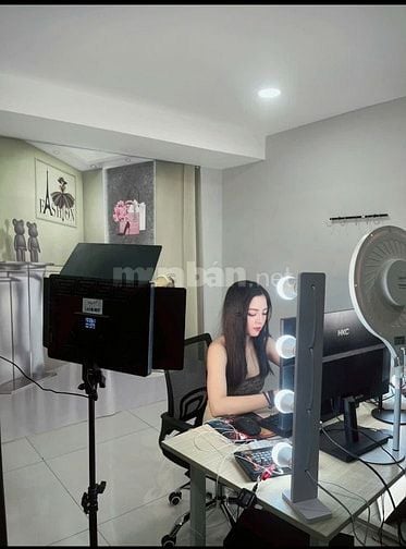 HUAYANG LECHUANG MEDIA TUYỂN HÀNH CHÍNH NHÂN SỰ HR VÀ IDOL LIVESTREAM 