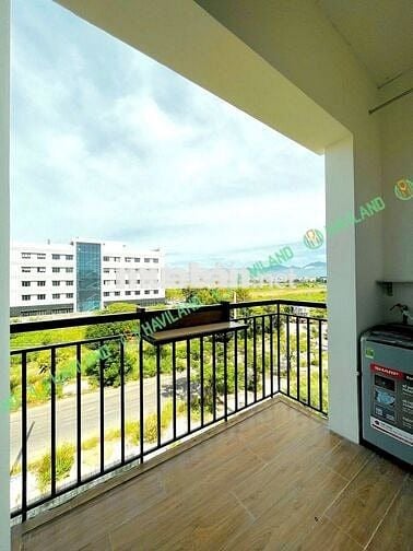 CĂN HỘ MỚI 2 GIƯỜNG – VIEW SIÊU ĐẸP NGAY SÂN BAY!