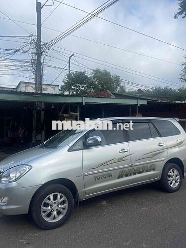 Toyota Innova 2007 G - 100000 km