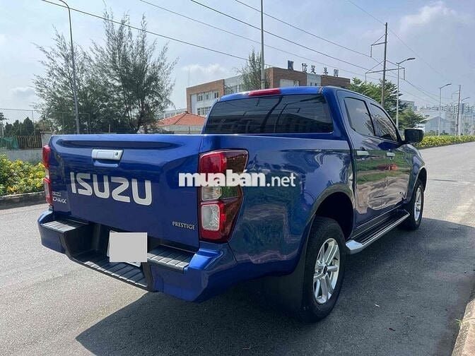Isuzu Dmax 2021 Prestige1.9 4X2 AT - 48000 km zin