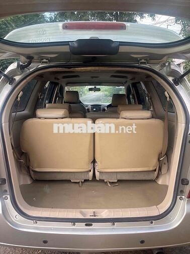 Toyota Innova 2007 G - 100000 km