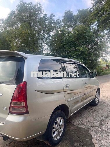 Toyota Innova 2007 G - 100000 km