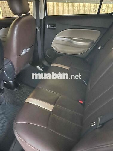 Mitsubishi Attrage 2015 1.2 MT - 1 km