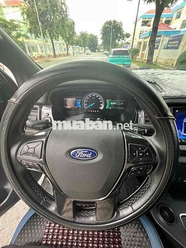 Everest nhập 2018 Titanium 2.0L bi-turbo 4x2 AT