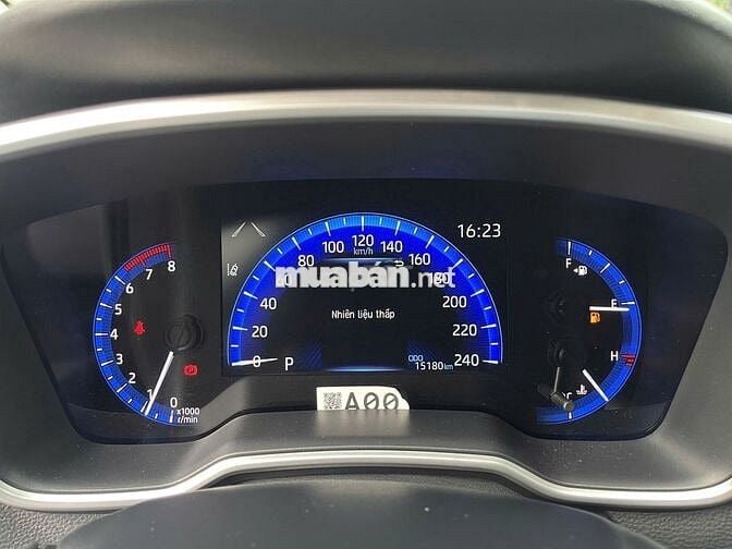 Toyota Corolla Altis 1.8V 2023 - 15180 km