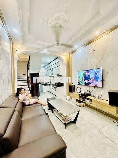 LÁNG HẠ - DÂN XÂY 35M2 X 5T - NGÕ RỘNG 3M - 2 THOÁNG - 30M RA PHỐ