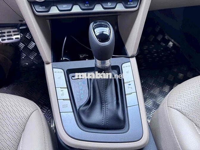 Hyundai Elantra 2019 2.0AT xe gia đình sử dụng85k