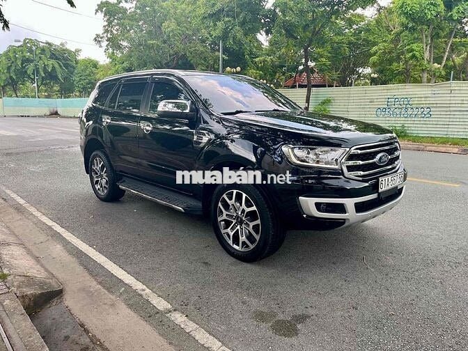Everest nhập 2018 Titanium 2.0L bi-turbo 4x2 AT
