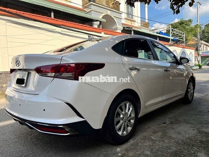 Hyundai Accent 2022 1.4 AT - 46000 km