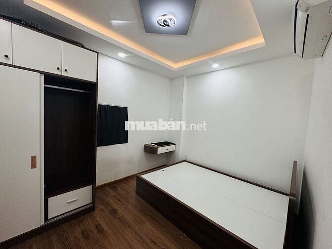 Bán nhà mới đủ công năng đúc thật shr hh 1%