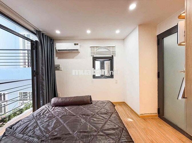 Nhà đẹp full nội thất 1 trệt 2 lầu 3 PN cách MT vài bước chân