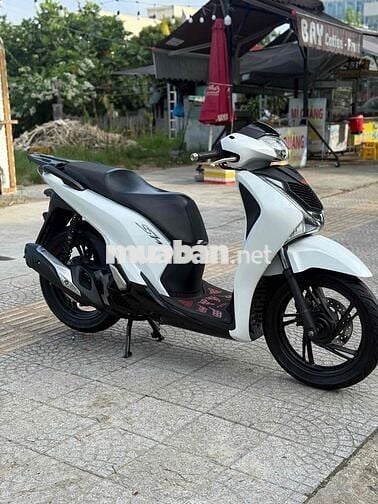 Sh 125i cbs 2018 cực đẹp  Bao máy zin chất cực ngo