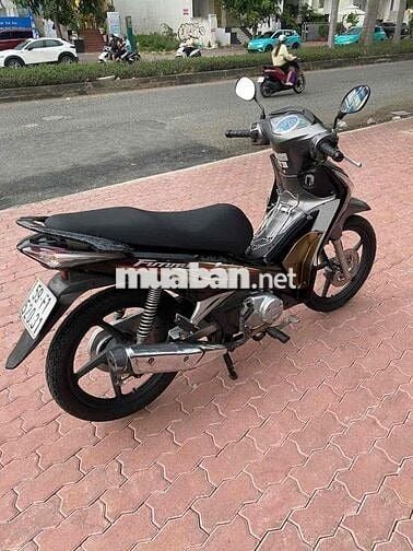 Future Fi(2013)bstp,chính chủ,xe đẹp máy êm ru
