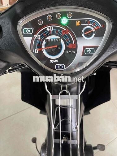 bán xe elegant 50cc  chính chủ công chứng qua liền