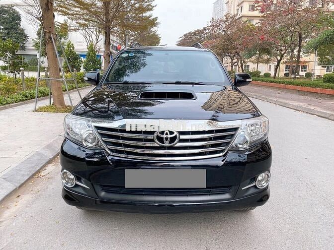 Toyota Fortuner G 2016 máy dầu số sàn, màu đen