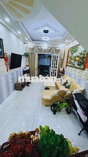 🌟 NHÀ 3 TẦNG MẶT TIỀN ĐƯỜNG 84 CAO LỖ, P4, Q8 – 8,7 TỶ