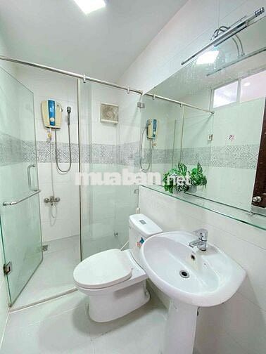 2 phòng ngủ mới tinh 100% [Hình thật, Giá tốt] , sát công viên HVT, ..