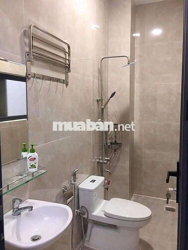 Chủ Cần Bán Gấp Nhà Trung Tâm Gần biển 400m và gần Chợ 200m  Phường VT