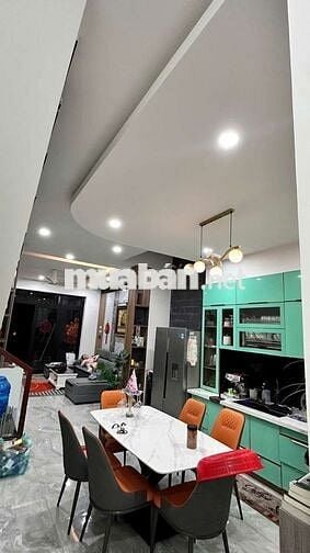Chính chủ bán nhà tâm huyết. Phường phú mỹ. Tp Thủ Dầu Một. 5 tỷ 6