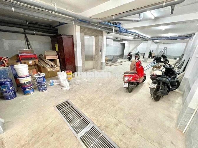 CHO THUÊ STUDIO BALCON 40m2 - HẦM XE, THANG MÁY, HẺM Ô TÔ