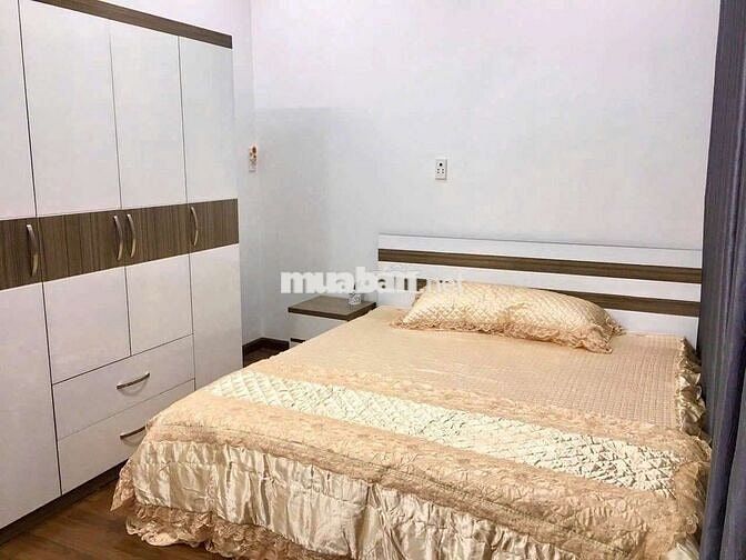 Chủ Cần Bán Gấp Nhà Trung Tâm Gần biển 400m và gần Chợ 200m  Phường VT