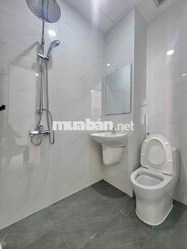 Studio Ban Công Full Nội Thất, Sát Hutech, UEF, HIU ...