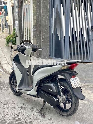 Cần bán xe Honda SH 150 Đk 2014 bstp khoá Smartkey
