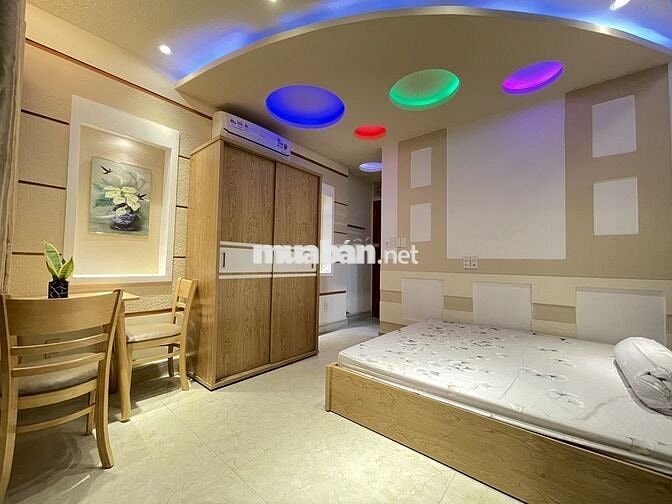 CĂN HỘ DV CÓ BALCON FULL NỘITHẤT,GẦN NGÃ 4 PHẠM VĂN ĐỒNG&LÊ QUANG ĐỊNH