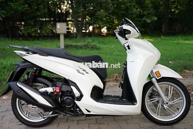 🥰😍 HONDW SH350I ABS 2022 MÁY THÁI NHIỀU ĐỒ. ODO 9K