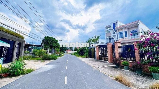 Chính chủ bán nhà tâm huyết. Phường phú mỹ. Tp Thủ Dầu Một. 5 tỷ 6