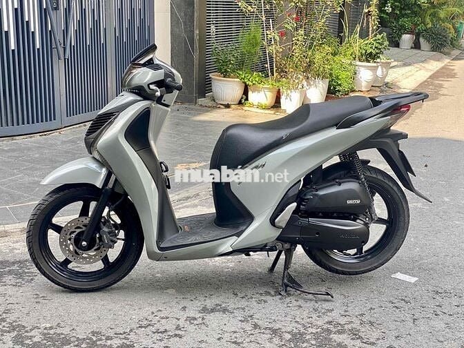 Cần bán xe Honda SH 150 Đk 2014 bstp khoá Smartkey