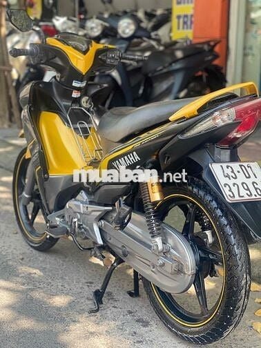 Jupiter FI vàng đen máy zin êm.1 chủ sử dụng