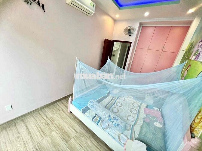 2PN, 2 BAN CÔNG CHO 2 PHÒNG CỰC THOÁNG, ĐI BỘ RA DH VLU, GÒ VẤP