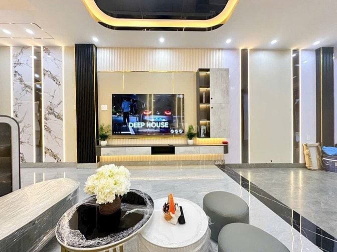 Siêu phẩm nhà đẹp – đường 6m Nguyễn Thị Hương, Nhà Bè – xe hơi