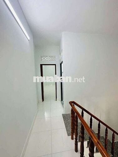 Cần bán nhà hẻm DT 54m2/1,53 tỷ từ đ. Bình Hưng vào, ở Bình Chánh.