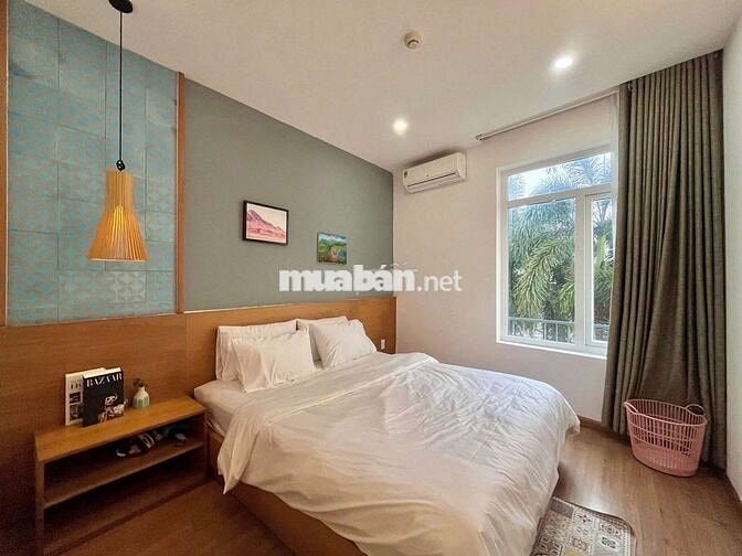 Thuê căn hộ Nguyễn Trãi quận 1 có Ban công thoáng mát như hình