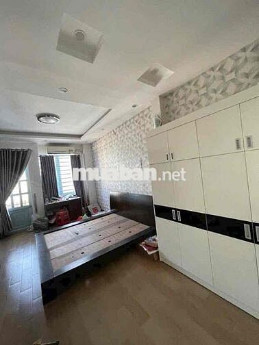 Bán Nhà Hẻm 4m Lạc Long Quân 5 tầng 7.7Tỷ phường 13 Q11