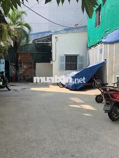 Nhà gác lửng 4,3 x13m,HXH trường chinh giá 7tr/tháng