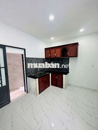 Cần bán nhà hẻm DT 54m2/1,53 tỷ từ đ. Bình Hưng vào, ở Bình Chánh.